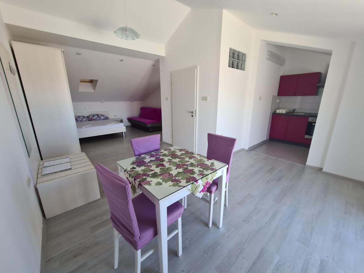 Apartmani Magas Selce Exterior foto